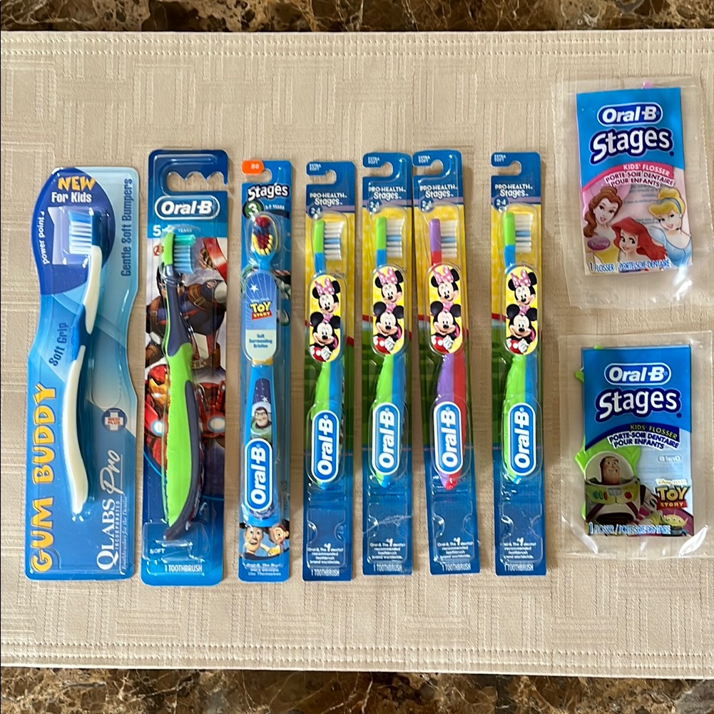 New! Oral-B Stages Kids’ Toothbrushes Soft/Extra Soft 2-4 / 5-7 Yrs